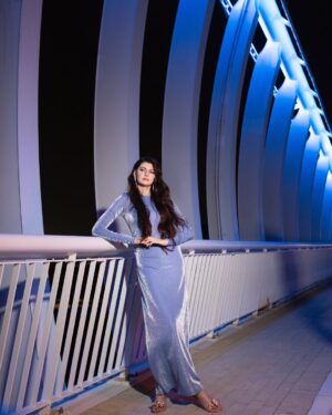 Anam Goher Instagram - 💜✨💎 

@uthman_studio 
@reserved 
@meydanbridge 

.
.
.
.
.
#trending #explorepage #instagram #instagood #instadaily #dress #uae #dubai #fyp #reels #ootd #photography #photooftheday #travelgram