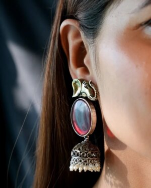 Anamica Kadamb Instagram - ✨ Jhumka Bareilly Wala – A Collection That Speaks Tradition with a Modern Twist! ✨

Celebrate Women’s Day with elegance and grace—shop our stunning jewellery collection and get up to 15% OFF! ✨💃

Embrace your shine, because every queen deserves her crown! 👑💖 (Link is in bio)

#JhumkaBareillyWala #AainaaJewelry #WomensDaySpecial #OxidizedJewelry #TimelessElegance#jewelry#jhumkas
#jhumkis #jhumkiearrings