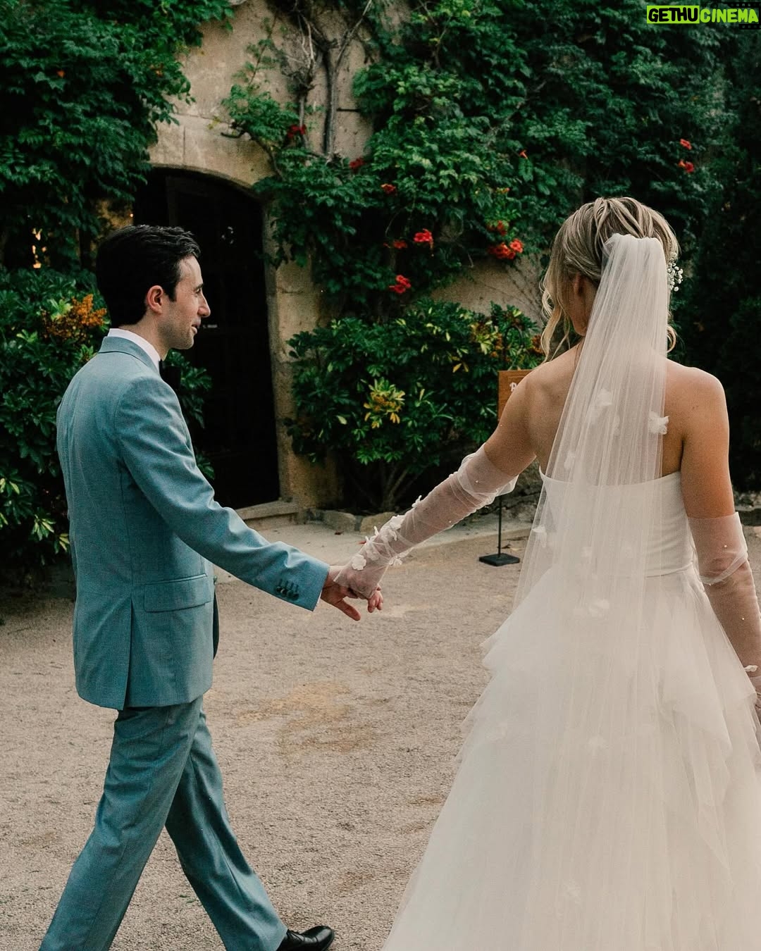 Andrea Bowen - 28.5K Likes - We got a good thing goin’, @zuckermanjosh. Let’s date forever?
📷: @elmirweddingphoto