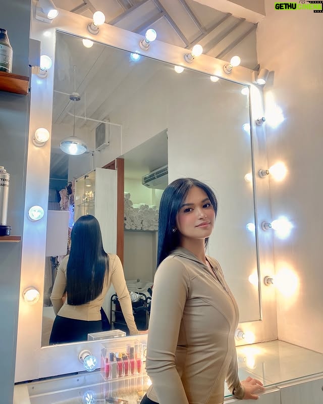 Angela Morena - 3 Likes - flossy, flossy ✨