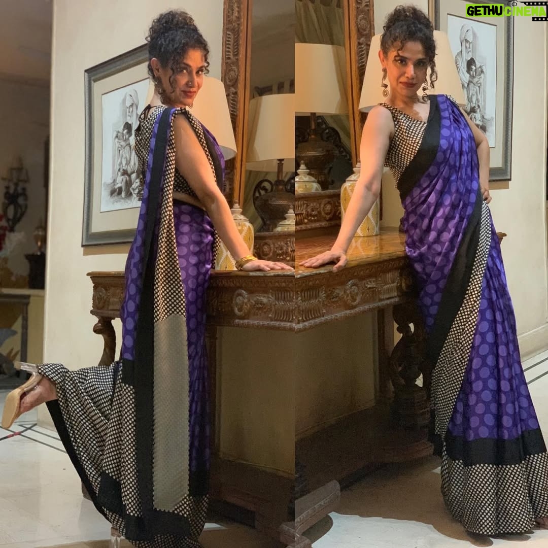 Angeline Malik - 289 Likes - A little bit of this and a little bit of that…. #angelinemalik #drama #me