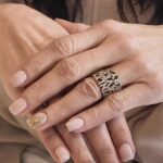 Angie Harmon