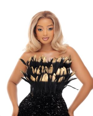 Anita Fabiola Instagram - This year, I’m  grateful for learning to set boundaries and confidently say “NO.” I’ve realized that “No” is a complete sentence and it doesn’t always require an explanation. Saying no without guilt or the need to justify myself has been so freeing. Now I focus on doing what truly makes me happy without the pressure to people-please and for that, I’m truly grateful. Happy holiday my IG fam. What are you most grateful for ? 

Hair @lumiluxuryhair 
MUA @glam_bykeith 
📸 @vic_media_photography @vic_media_studios_
