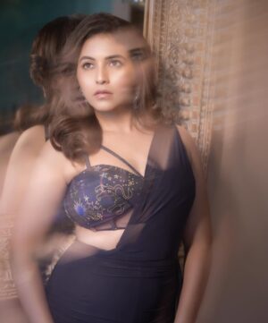 Anjali Instagram - Caught the vibe 🫐 

Styling @manogna_gollapudi 
Outfit @theohailakhanofficial
Jewellery @the_jewel_gallery
Makeup @makeupbyradhikadave
Hairstyle @crafted_hair_by_her
Photographer @parvathamsuhasphotography

#happy #weekend #saturday #style