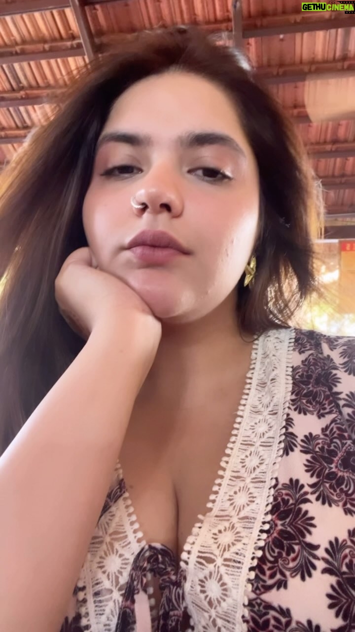 Anjali Anand - 44.9K Likes - … POV- waiting for my fish fry at a restaurant 🐠