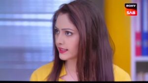 Anju Jadhav Instagram - This episode performance involved a particularly intense angry scene, which made me feel quite embarrassed afterward. I found myself apologizing to Sumeet Sir (@sumeetraghvan )multiple times for the intensity of the moment, especially since he’s such a fun-loving and kind person whom I hold in high regard.

It can be challenging to portray anger in front of someone I respect deeply, as it contrasts so sharply with their personality. However, I am incredibly grateful for Sumeet Sir’s unwavering support throughout the scene. His encouragement helped me navigate the difficult emotions required for the performance, allowing me to dive into the role with confidence.

I feel fortunate to have such a humble and understanding co-actor. Thank you so much @sumeetraghvan sir for all your support 🤗😘