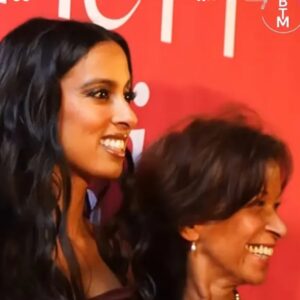Anjulie Persaud Instagram - Happy International Women’s Day to the woman who taught me 
how to wear the same outfit for 10 years and make it look brand new 
how to commit to working out like my life depends on it bc it does 
how to be proud of my skin color 
how to eat healthy but keep the culture in the spices and hot sauce
how to brush my hair upside down for natural volume 
how to run barefoot in the snow 
how to climb a tree 
how to treat people with kindness but clapback when necessary 
how to be the change I want to see
how to love with abandon 
how to defy the odds no matter what they tell me
how to end even the heaviest conversations with a laugh 

among a million other things 👸🏽

#internationalwomensday