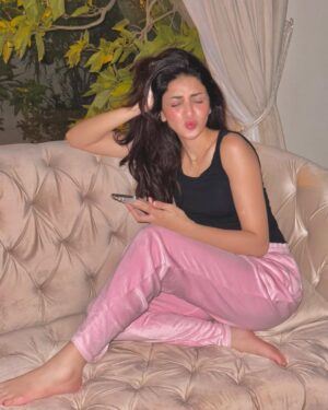 Anmol Baloch Instagram - 🍭