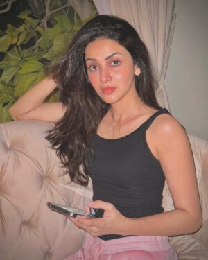 Anmol Baloch Instagram - 🍭