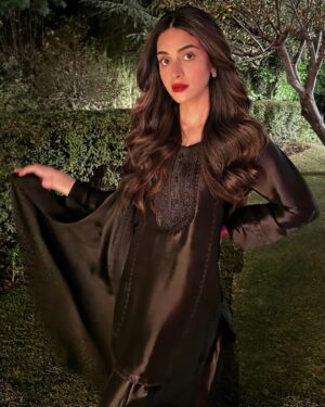 Anmol Baloch Instagram - 🌙

See you all at 8pm
#iqtidar

@erumjamalofficial 
@anilamurtaza