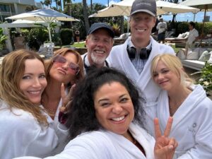 Anna Faris Instagram - I love my spa weekend!! #spaweekendmovie @blackbearpics 

@lesliemann
@michellebuteau
@islafisher 
@scottmoorepix 
#jonlucas