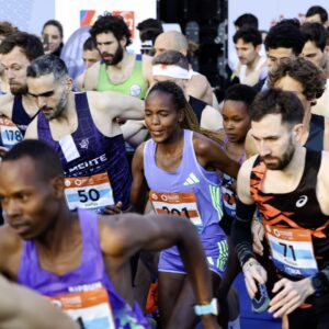 Anne Hidalgo Instagram - Vous étiez encore très nombreuses et nombreux dans les rues de Paris ce matin pour l’incontournable Semi-Marathon !

Un très beau moment sportif et festif ! Bravo aux 48 000 coureuses et coureurs !

📸 Guillaume Bontemps/Ville de Paris