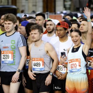 Anne Hidalgo Instagram - Vous étiez encore très nombreuses et nombreux dans les rues de Paris ce matin pour l’incontournable Semi-Marathon !

Un très beau moment sportif et festif ! Bravo aux 48 000 coureuses et coureurs !

📸 Guillaume Bontemps/Ville de Paris
