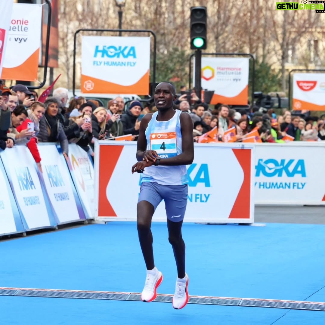 Anne Hidalgo - 2.5K Likes - Vous étiez encore très nombreuses et nombreux dans les rues de Paris ce matin pour l’incontournable Semi-Marathon !
Un très beau moment sportif et festif ! Bravo aux 48 000 coureuses et coureurs !
📸 Guillaume Bontemps/Ville de Paris