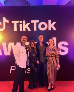 Anoushey Ashraf Instagram - TikTok Creator awards 2024 
Hosting the TikTok Creator Awards 2024 was an absolute honor—celebrating the creators who are shaping culture, setting trends, and inspiring millions. From viral moments to game-changing content, Pakistan’s TikTok community continues to redefine creativity, and last night was all about giving them the recognition they truly deserve.
A huge congratulations to all the winners and nominees—you are the heartbeat of this platform! A massive shoutout to the incredible Team TikTok Pakistan for putting together such a phenomenal event, and to Team Catwalk for executing it to perfection.
And of course, a special thank you to my co-host, my best friend, and the ultimate partner-in-crime, Anoushey Ashraf—app hain tho bas scene on hai - Humesha ❤️ See You All Next Time 😊 
.
.
Oh and a massive thank you to @ayenur______ and team @snapofficial.co for helping us capture all these moments
.
#tiktokawardspk #tiktok #contentcreator #content #awards #pakistan