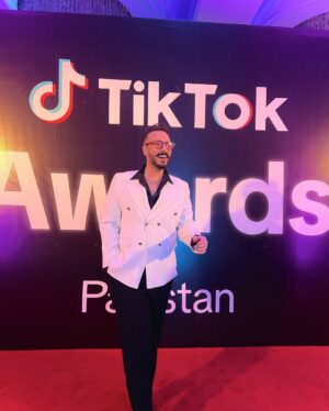 Anoushey Ashraf Instagram - TikTok Creator awards 2024 
Hosting the TikTok Creator Awards 2024 was an absolute honor—celebrating the creators who are shaping culture, setting trends, and inspiring millions. From viral moments to game-changing content, Pakistan’s TikTok community continues to redefine creativity, and last night was all about giving them the recognition they truly deserve.
A huge congratulations to all the winners and nominees—you are the heartbeat of this platform! A massive shoutout to the incredible Team TikTok Pakistan for putting together such a phenomenal event, and to Team Catwalk for executing it to perfection.
And of course, a special thank you to my co-host, my best friend, and the ultimate partner-in-crime, Anoushey Ashraf—app hain tho bas scene on hai - Humesha ❤️ See You All Next Time 😊 
.
.
Oh and a massive thank you to @ayenur______ and team @snapofficial.co for helping us capture all these moments
.
#tiktokawardspk #tiktok #contentcreator #content #awards #pakistan
