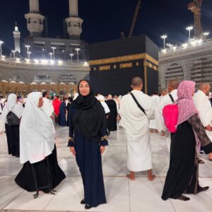 Anoushey Ashraf Instagram - Here again and couldn’t feel more honored. 
Prayed for Pakistan, Palestine and for every soul who’s in distress today, regardless of their faith. Prayed for our collective health and contentment. Prayed for all animals on this planet for they are abused in abundance. Prayed for sustenance, stability and health. Prayed for our environment. Big prayers for Nature, whom we neglect and usurp aplenty and even then she gives back generously and consistently. I’m in awe of all our mountains, animals, oceans, glaciers, lakes, wildlife etc… they’ve been my best friend over very many years and as Lahore City braces itself for the poorest air quality in the world, I pray we do better for our children. I pray we understand how underpasses and restaurants are  not a sign of progress if we haven’t evolved our collective consciousness as human beings. There is nothing to take pride in, humility is perhaps our biggest salvation. So the next time you abuse another, think about the filth and pollution your hands, tongues and your intentions have left in this world for where they shall forever remain, circulating and coming back to you tenfold. You give sickness, you get sickness. Even our children won’t be spared. 

My prayer may be a drop in the Ocean but in God’s realm, everyone is heard and all requests are taken into account. I know He hears me. And that gives my heart deep rest. I’m forever grateful. May Allah shower his countless blessing on Muhammad (pbuh), the people of his house (Ahl-ul-bayt) and their humble followers. Ameen Ameen Ameen. 🤲 🙏 🤲 #umrah #makkah