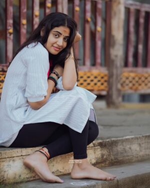 Anshita Akbarsha Instagram - Keep it simple, keep it classy. ✨🧿🤍

.
.
.
📸 @iamanoopmohan 
#bepositive #beblessed #beclassy #love #smile #anshitha #anshida #spreadlove