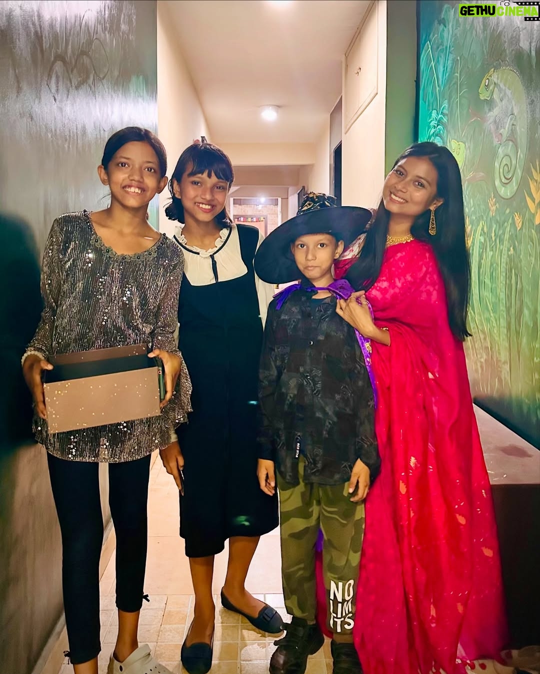 Antara Naina Roy Majumder - 60.9K Likes - ❤️এবছর একা একা প্রথম ডেটে যাওয়া? @yourbongguy ..আমাদের ভালোলাগার মুহূর্তরা .. ✨