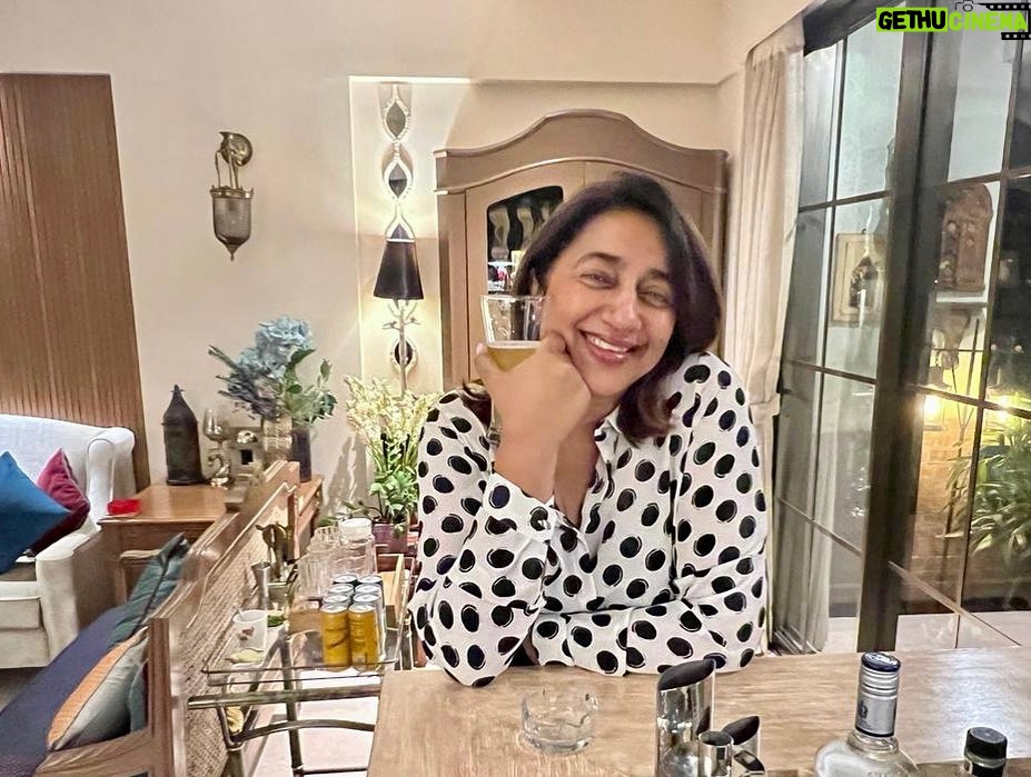 Anu Ranjan - 25.7K Likes - In Water there is Bacteria 💧💧
