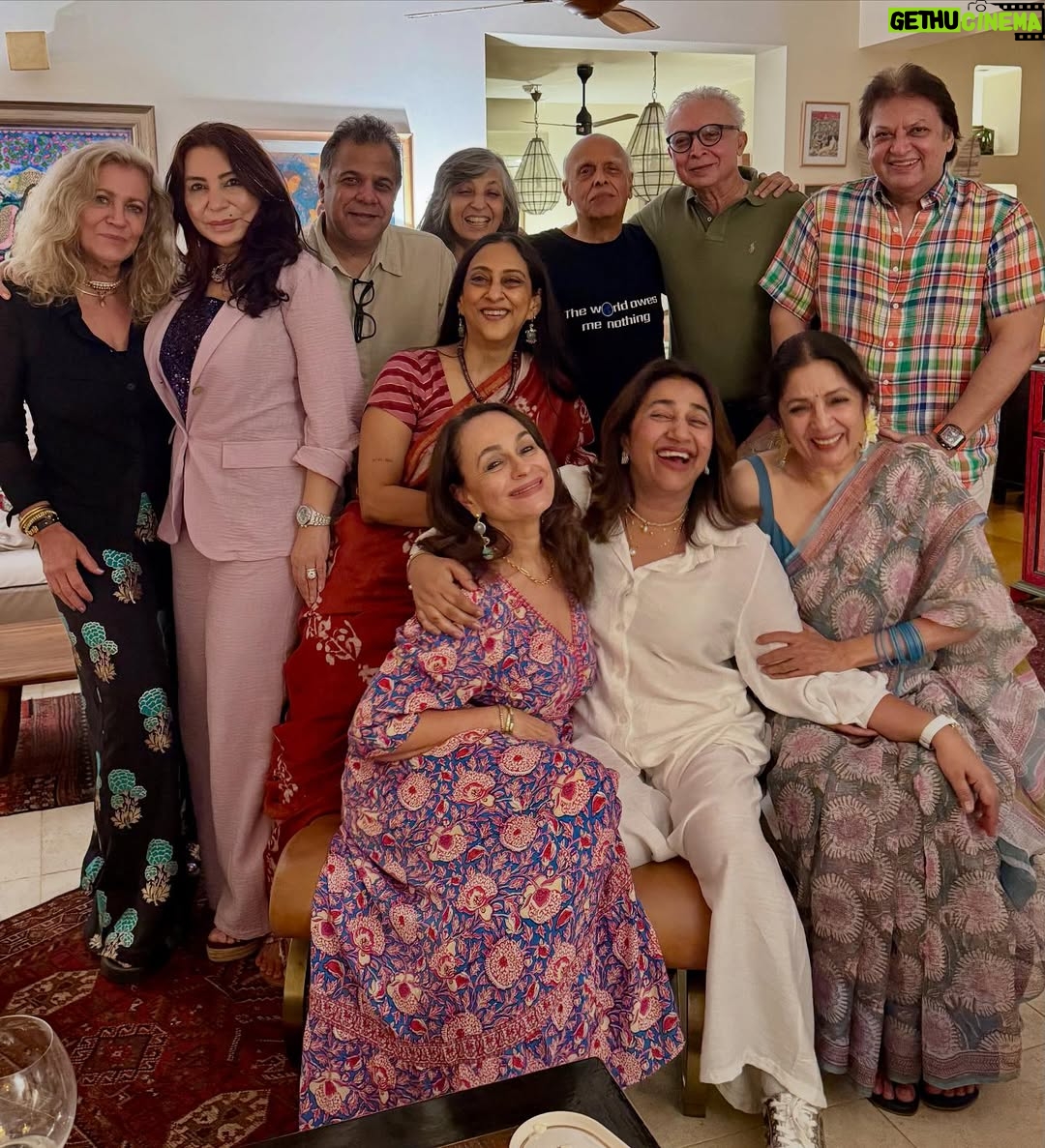 Anu Ranjan - 18.8K Likes - As ‘CHEERFUL’ as it gets 🎄🧿