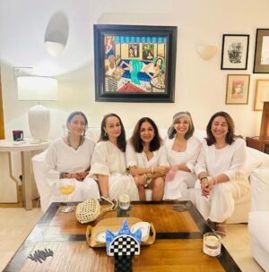 Anu Ranjan Instagram - What are the odds? 
We all rolled up to dinner wearing white, completely unplanned! 
Talk about a stylish coincidence!🤍🤍