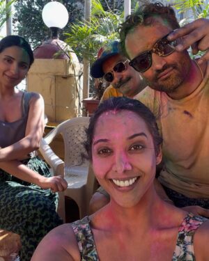 Anupriya Goenka Instagram - Happy Holi!! ❤️❤️

#holi #selflove #joy #colors #fyp