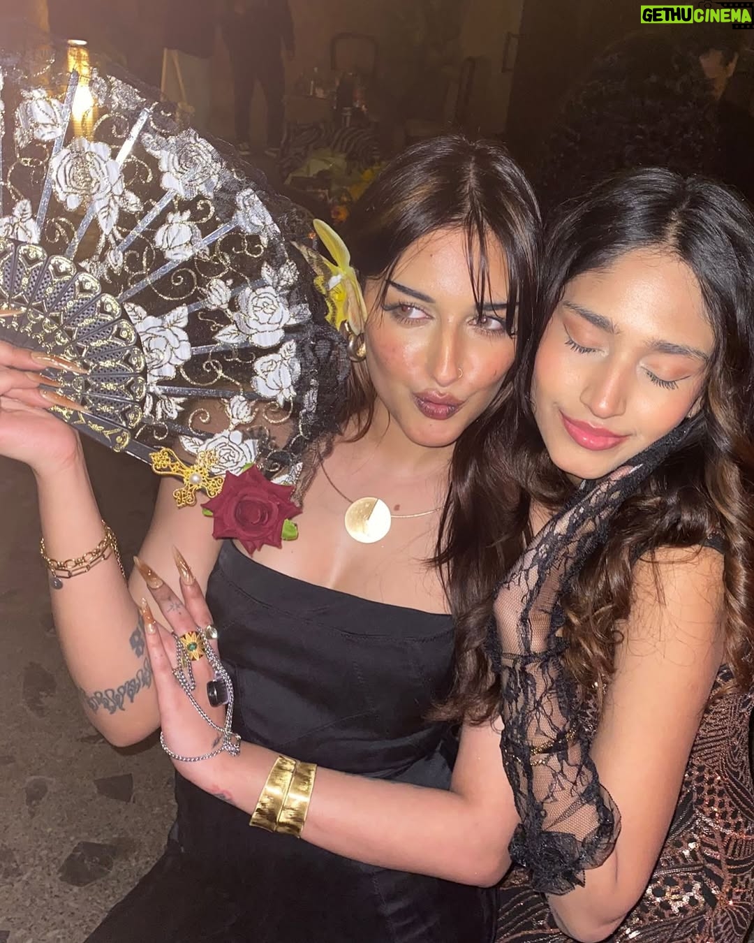 Anzela Abbasi - 2.2K Likes - Alot was happening lmaoo
