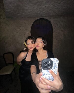 Anzela Abbasi Instagram - 27 i guess 🪭✨🐆🍸🪽🪩