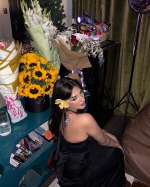 Anzela Abbasi Instagram - 27 i guess 🪭✨🐆🍸🪽🪩