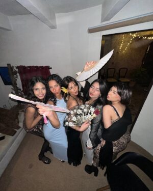 Anzela Abbasi Instagram - 27 i guess 🪭✨🐆🍸🪽🪩