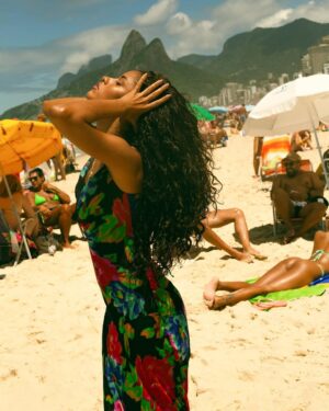 Aoxi Instagram - Juro que são as últimas fotos haha 🥹❤️🤝🏾🇧🇷 estou apaixonada nesse trabalho #ratandboa @angelecr