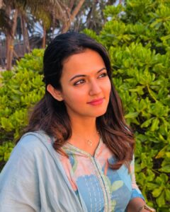Actress Aparna Das HD Photos and Wallpapers October 2025