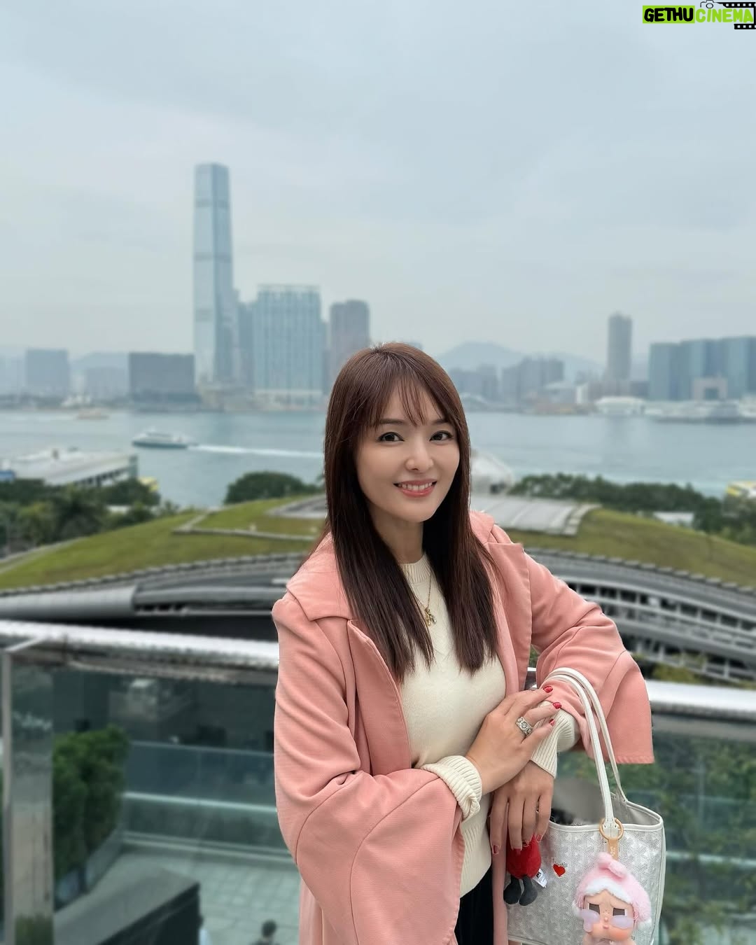 Apple Hong - 709 Likes - 嗨,又见香港,美食、好友,真情❤️
#香港 #九记 #红伶饭店 #永 #一乐烧鹅
#hongkong #hongkongharbour #hongkongfood