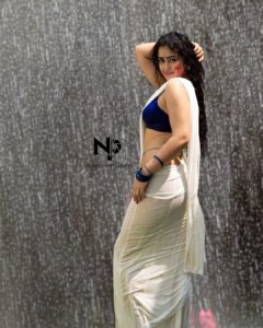 Actress Apsara Rani HD Photos and Wallpapers March 2025