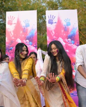 Archita Sahu Instagram - Holi vibes with the beautiful @architasahuofficial  Colors, laughter, and memories! We had a blast at the OTV celebrations event #HoliFun  OTV celebrations event was a blast! Thanks for having us,

Sending love 🫰and best wishes to the beautiful talented #archita all the best for her new Odia film! #boubuttubhuta , May it be a huge success" 

#Debjani #DebjaniOdiaActressGlamour #DebjaniActress #archita #Architadebjani #Architadebjaniholipics #holipicsodia #odisha #2025 #celebrity #style #lovehumanity❤️ #grounded #personality #actresssupport #respect #otv #tarang #tarangcineproductions