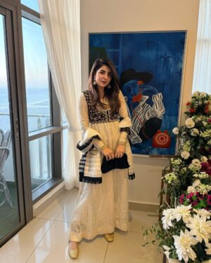 Areeba Habib Instagram - 🕊️🧿🫀