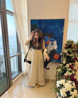 Areeba Habib Instagram - 🕊️🧿🫀