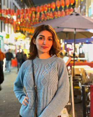 Areej Chaudhary Instagram - Once upon a December ✨

Magic Vibes 🇬🇧 🪄 ✨