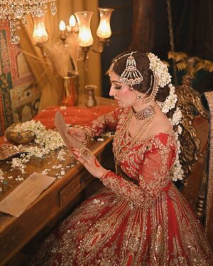 Areej Chaudhary Instagram - ایک دل ہے 
ایک جان ہے
دونو تجھ پے قربان ہے ❤️