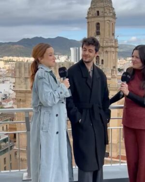 Aria Bedmar Instagram - Málaga, cada año te adoro más 🩵

Gracias @bedelkatalent por agarrarme siempre fuerte de la mano ✨
🫶🏻 @desigual 🌤️ 👗🧥👜👠 
🫶🏻 @teresahelbig 🌙👗
🫶🏻 @saigucosmetics 💄💇🏻‍♀️
🫶🏻 @carlosvillarejo 📸

@festivalmalaga 
@lacharito_group
@dypcomunicacion

#LaHuellaDelMal 4 de abril en cines 🔥