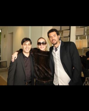 Arianne Phillips Instagram - Oscar’s past
 @theacademy 
🙏🏼 an honor to be invited to the party.
The best part is always the incredible ground swell of love from my beloved village of family , friends and colleagues 💖

👉🏼 w/  the great  @andreltalley  #rip 🕊️ 2011
👉🏼 @drakpack  2020
👉🏼 @visions_of_rocknroll @mb_costume @thesandypowell  2020
👉🏼 @oohwilliamnewyork 
👉🏼 @visions_of_rocknroll 
👉🏼w/ momma 2011
👉🏼 nominee swag 2020
👉🏼 me wearing @jc_obando 2011
👉🏼 W magazine Oscar brunch 2006 @stevenkleinstudio @madonna
👉🏼 W magazine brunch 2006 @jwuntitled @spagettyos_ @guyoseary 
👉🏼 W magazine brunch @madonna @guyoseary 2006 
👉🏼 on the red carpet w/ #BobRichardson 2020
👉🏼 @jeremyscott @oohwilliamnewyork @kathyjeung 2020
👉🏼 @visions_of_rocknroll 💖💖💖
👉🏼 @missjudygreer 2011
👉🏼me on the carpet 2020
👉🏼 @oneprivatelibrary 2020
👉🏼 @sarahhendler ✨ 2020
👉🏼 @onceinhollywood 
👉🏼 nominee luncheon with @mb_costume @thesandypowell @thechristopherpeterson