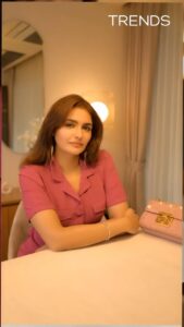 Actress Arthi Venkatesh HD Photos and Wallpapers April 2025