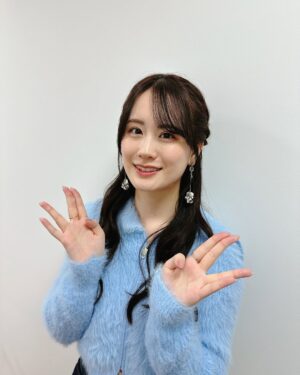Asami Seto Instagram - 電撃祭　#青ブタ 生配信でした🐷🐷
青ブタ展フィナーレのビジュアル美しすぎるうう💐
神奈川会場いきたいいい！！