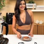 Ashna Zaveri