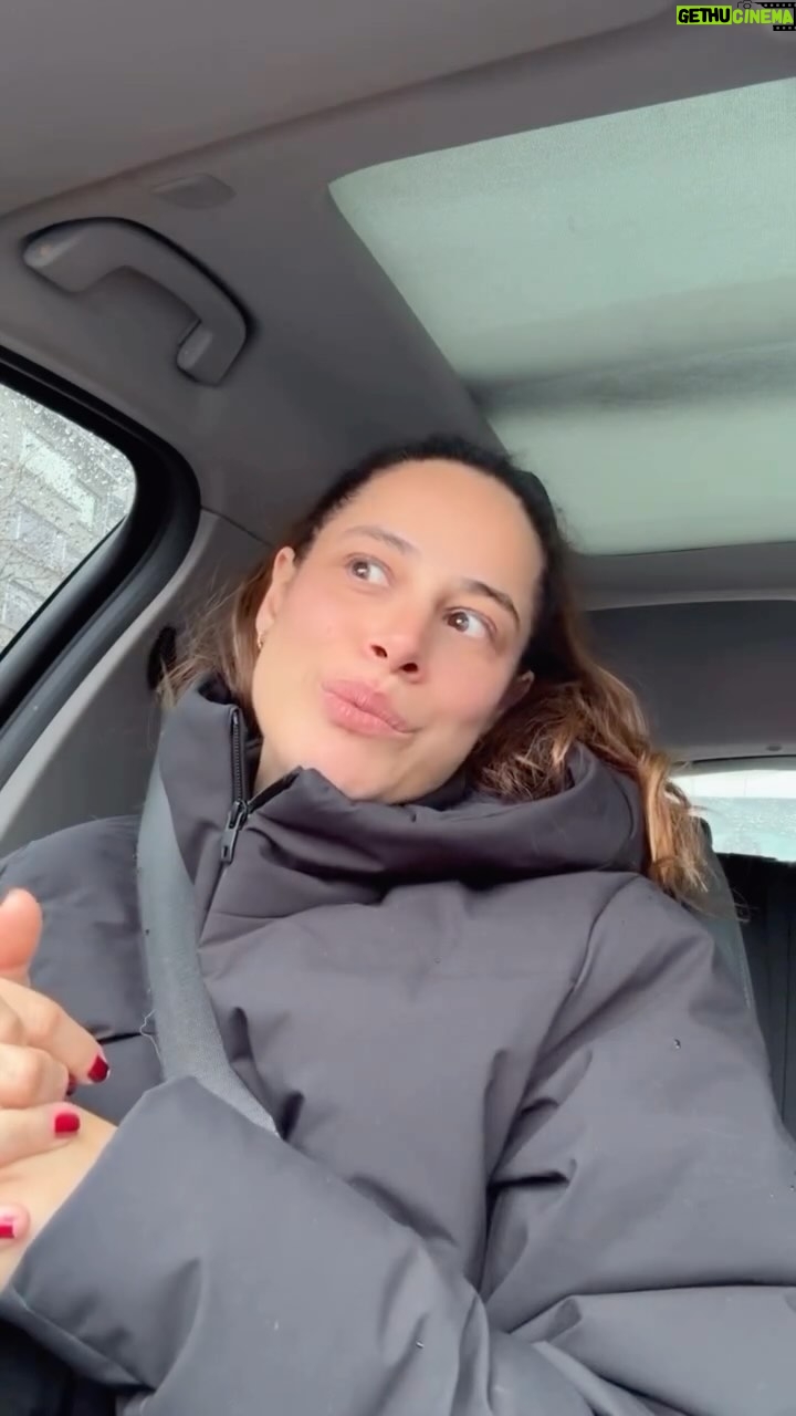 Aslı İnandık - 5.8K Likes - Kar 🙏🏻