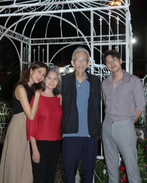 Athichanan Srisevok Instagram - Happy birthday ค้าบพ่อ รักพ่อมากๆน้ารู้ใช่มั้ยยย ลูกกับแม่ไม่ขออะไรมาก ขอให้พ่อมีกำลังใจที่ดี สู้กับโรคภัยไปด้วยกัน ลูกกับแม่พร้อมสู้อยุแล้ว พ่อก็ต้องสู้ไปด้วยกันน้าา ขอให้พ่อแข็งแรงๆ ไม่เจ็บป่วยอะไรอีก อยากพาพ่อไปเที่ยววว รักพ่อที่สุดในโลกเลยค้าบบ ♥️🎂