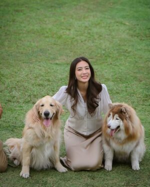 Athichanan Srisevok Instagram - ยิ้มแฉ่งงงง 😁🤍🐶🐶