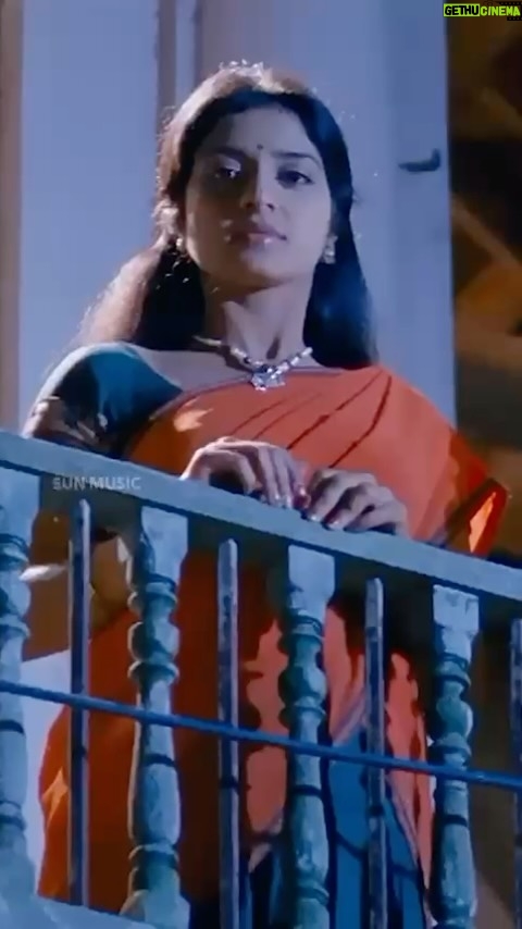 Athmiya - 52.8K Likes - “Po Po Po” video song from Manam Kothi Paravai. Watch now on Sun Music YouTube channel😍
#SunMusic #HitSongs #Kollywood #Tamil #Songs #Music #NonStopHits #Sivakarthikeyan #ManamKothiParavai #Athmeeya #DImman #SK