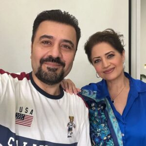 Atiqa Odho Instagram - Had a lovely time recording a podcast with the ever talented @ahmedalibutt 
Hope you all enjoy it when it comes out. #AtiqaOdhoInterviews #AhmedAliButt #Podcasts #HeartToHeart